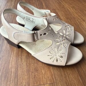 SAS Sunburst Healed Sandals Womens 7.5 W Cream Beige Leather Comfort Shoes